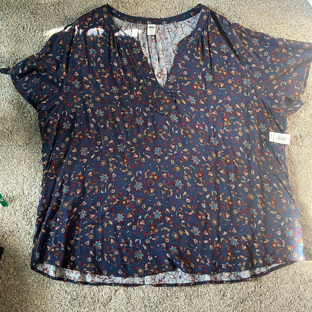 XXL Old Navy flowy top